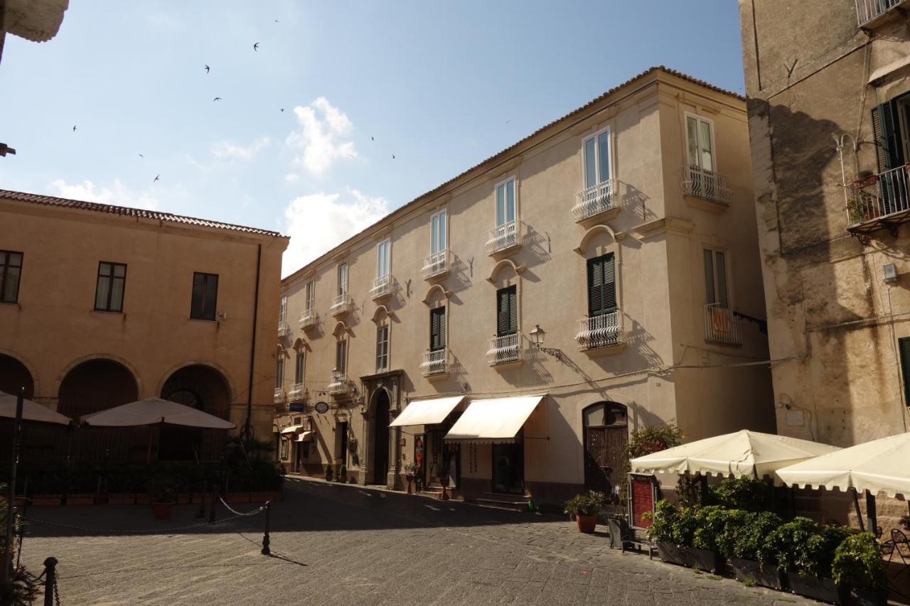 Suites Pastis Tropea - Boutique B&B by Kalavrìa Holidays - Ferienwohnung Tropea