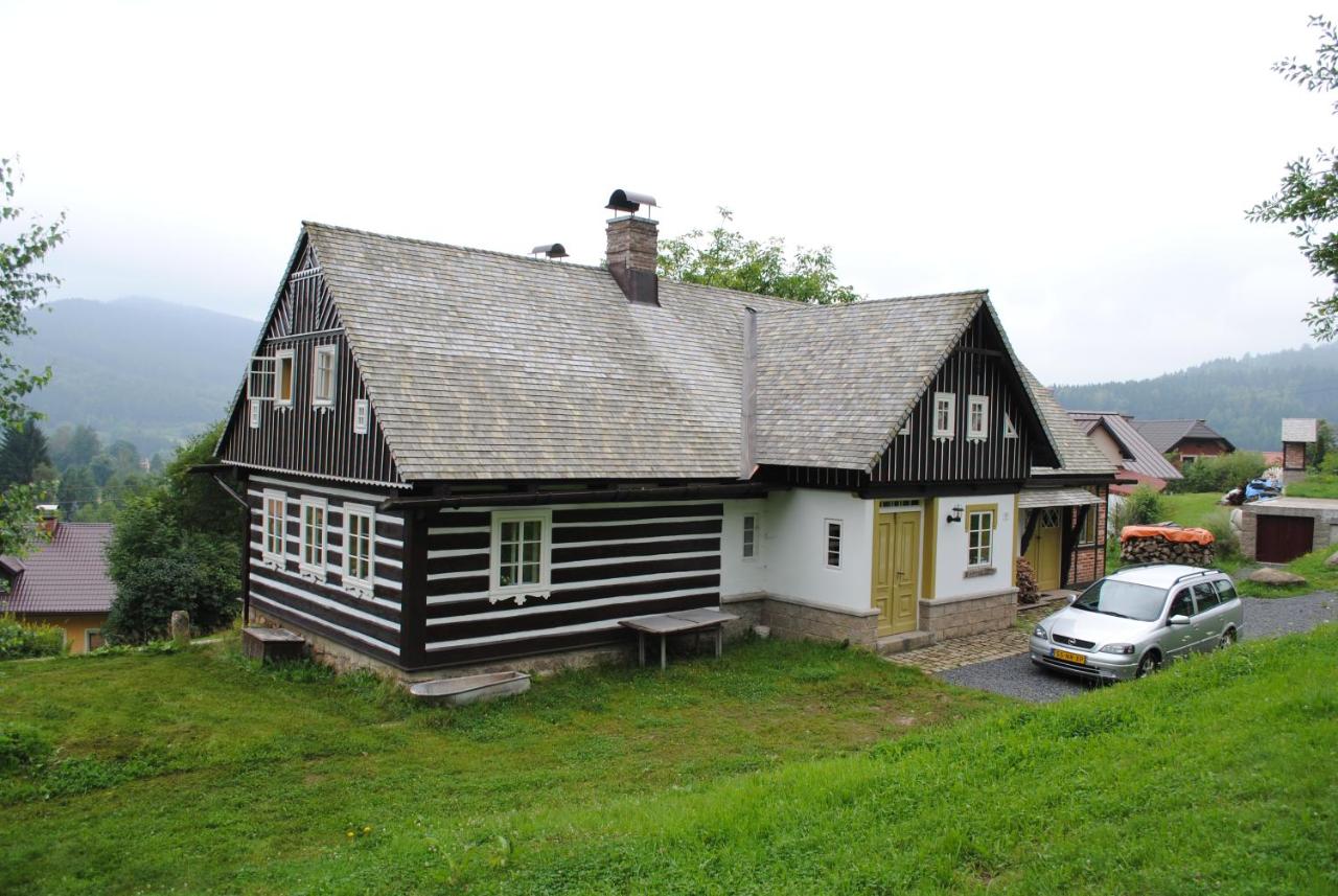 Chata Hugo - 3 Retreat Apartments - B&B Tanvald