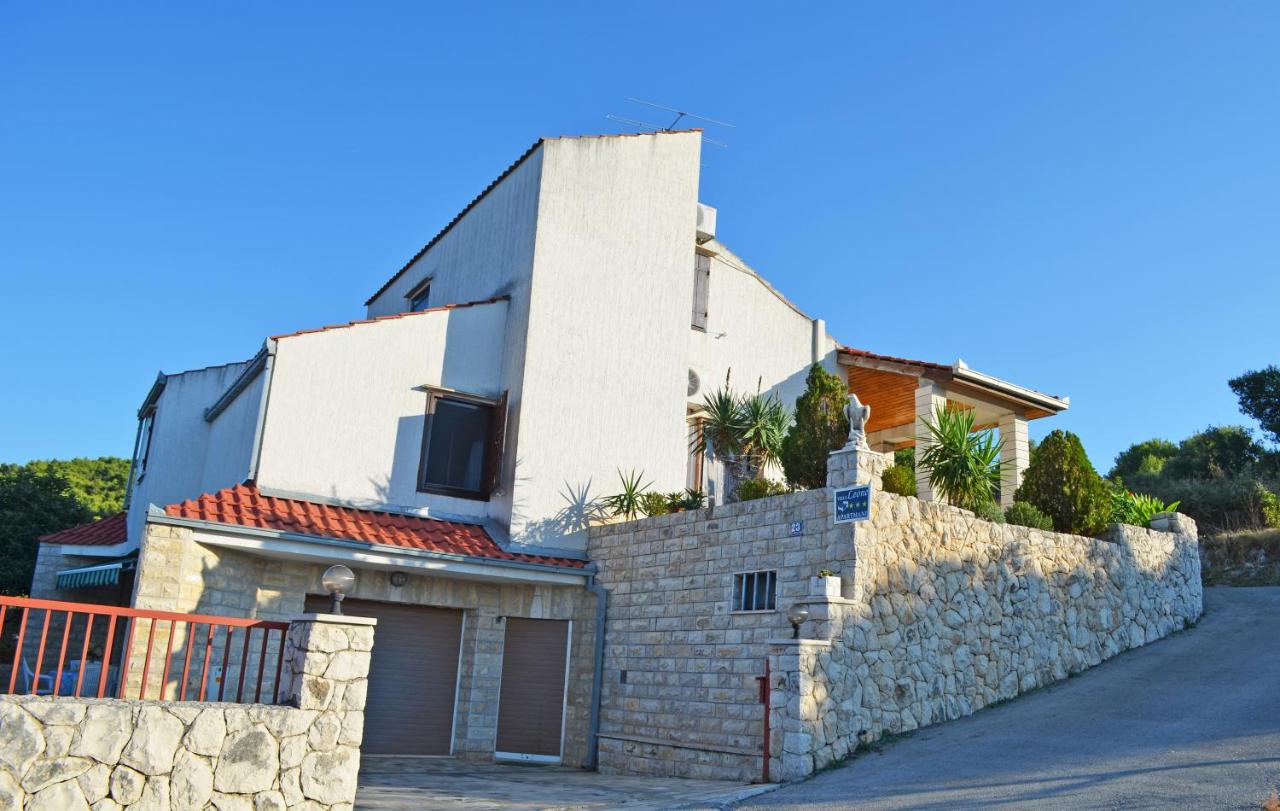 Villa Leone - Ferienwohnung Slatine