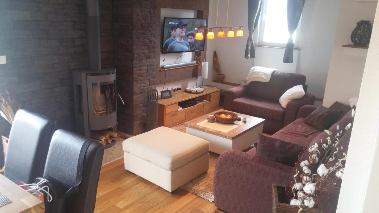 Apartman Ena - Bed and Breakfast Vilišća