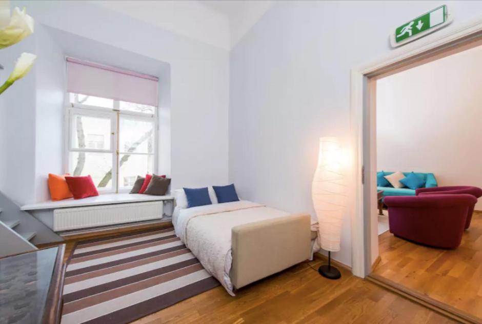 One-Bedroom Apartment - Kohtu 10