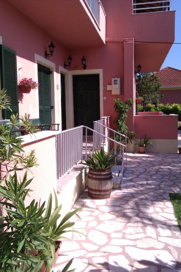 Othonas Apartments - B&B