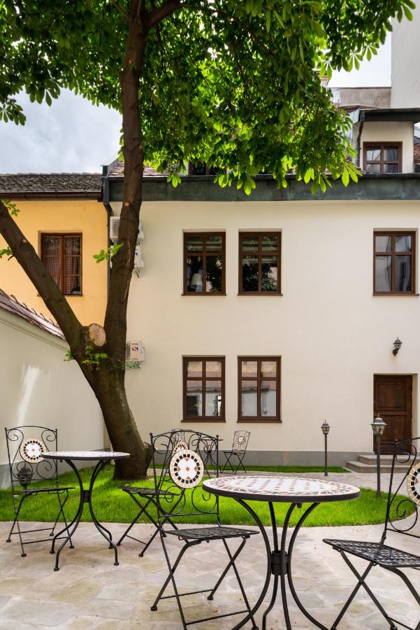 P&J Luxury Apartments - B&B