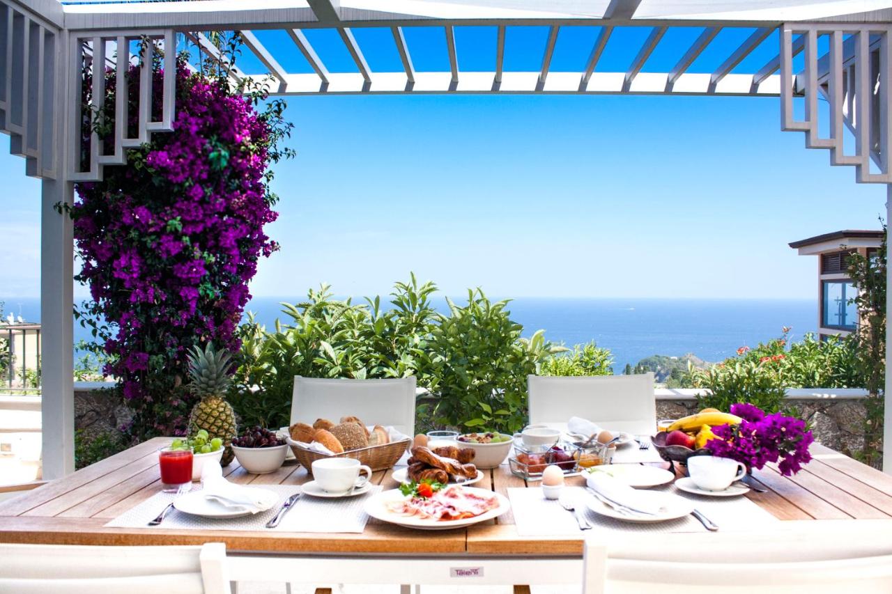 Villa Mediterranea, Taormina, Private Pool & Sea View - B&B Taormina