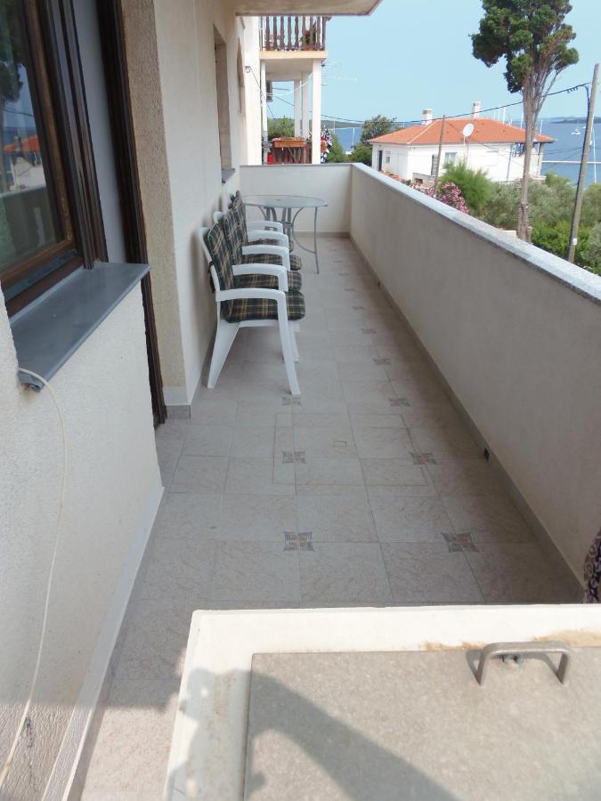 B&B Veli Rat - Apartments Branko - Bed and Breakfast Veli Rat