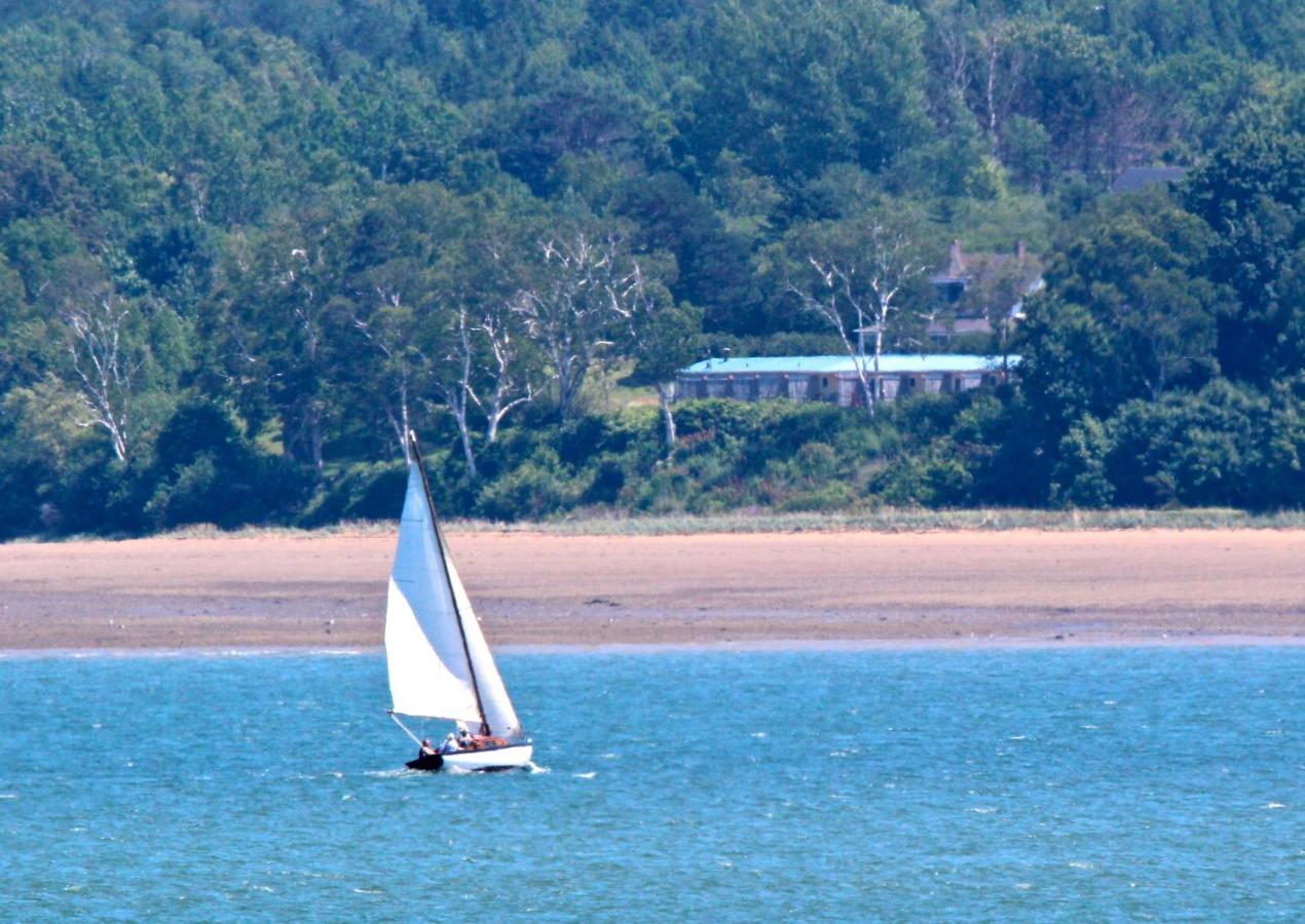Hedley House Inn - B&B Smiths Cove