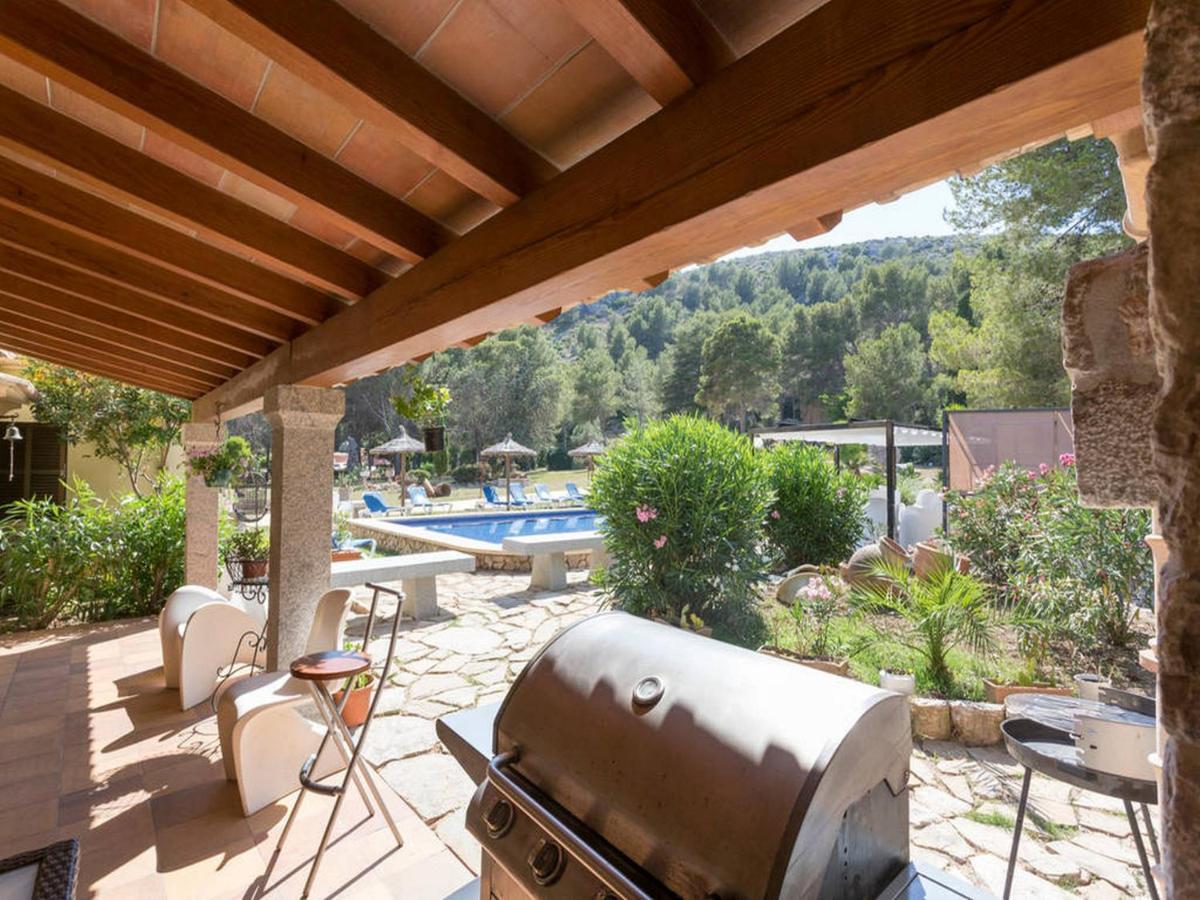 AGUAIT - Villa approximately aprox 4O OOO meters PLUS PRIVATE mountain approx 3 minutes walking from the beach Ideal for relaxation sport - B&B Port de Pollença