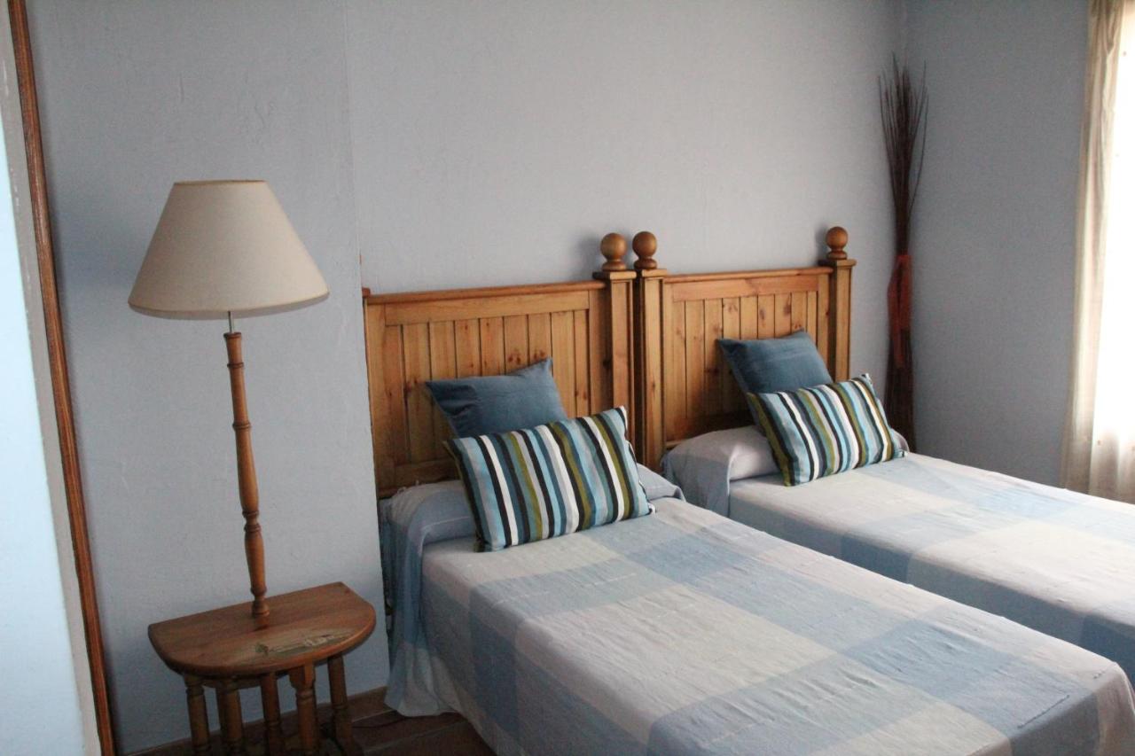 Tweepersoonskamer met 2 Aparte Bedden
