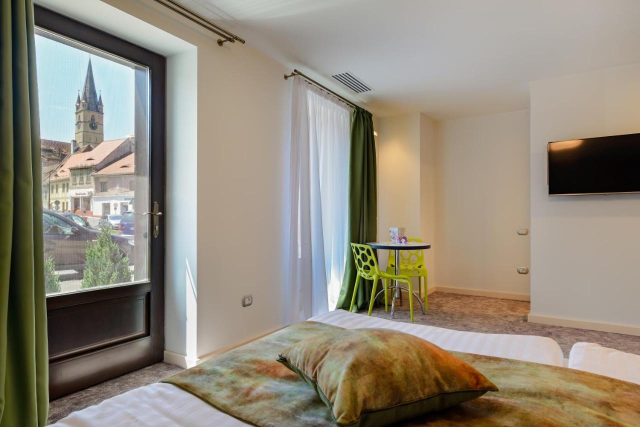 Doppelzimmer mit Küchenzeile (Magnolie)