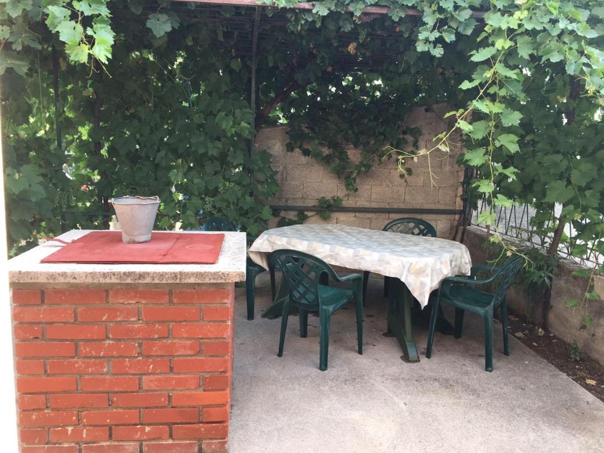 Apartman - Bed and Breakfast Posedarje