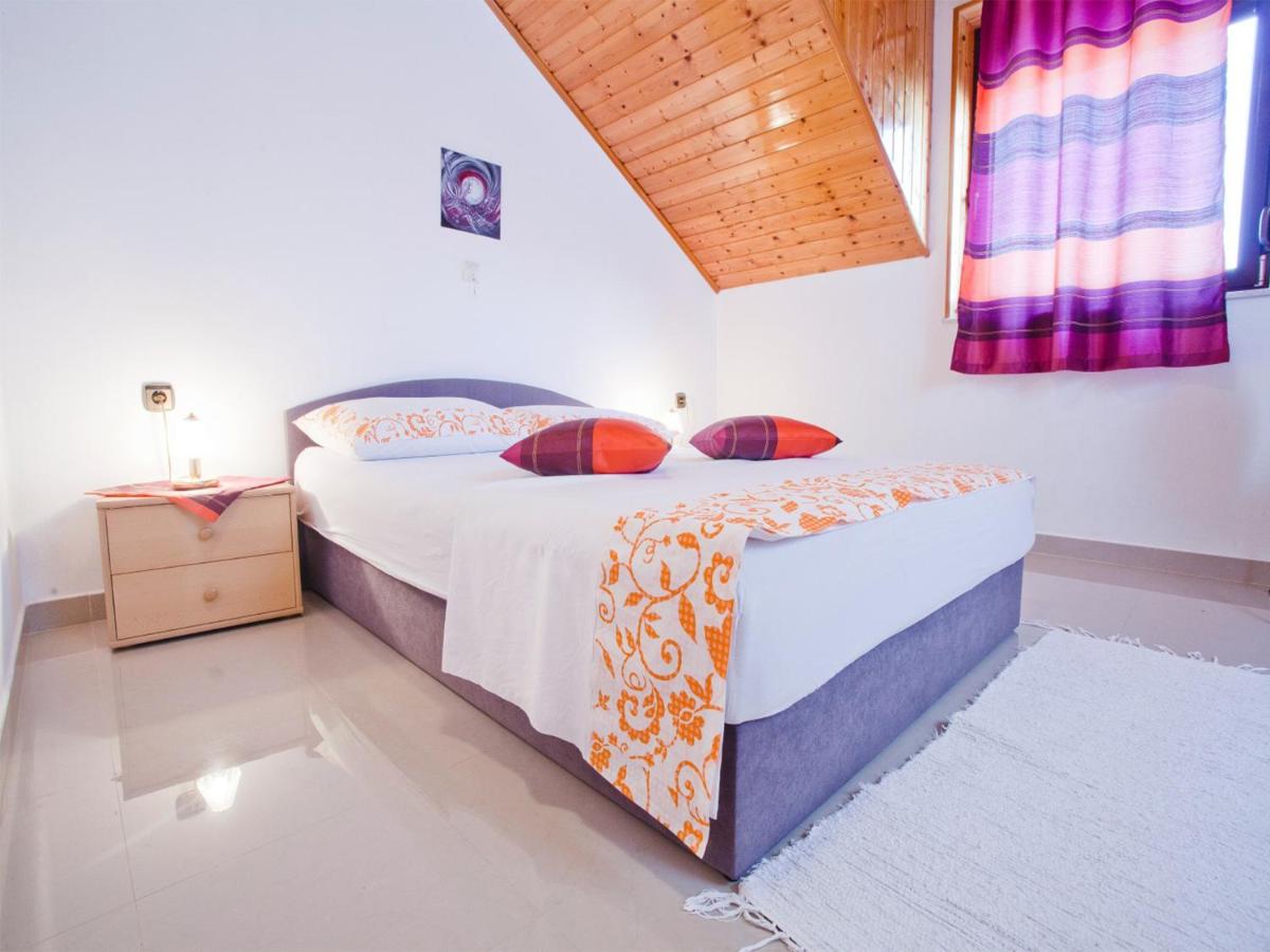Romantic Three Bedroom apartment
