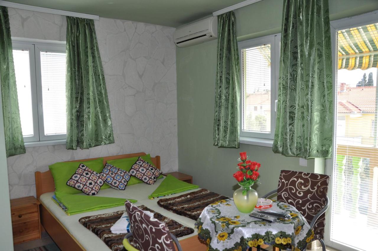 Studio with Terrace and Sea View