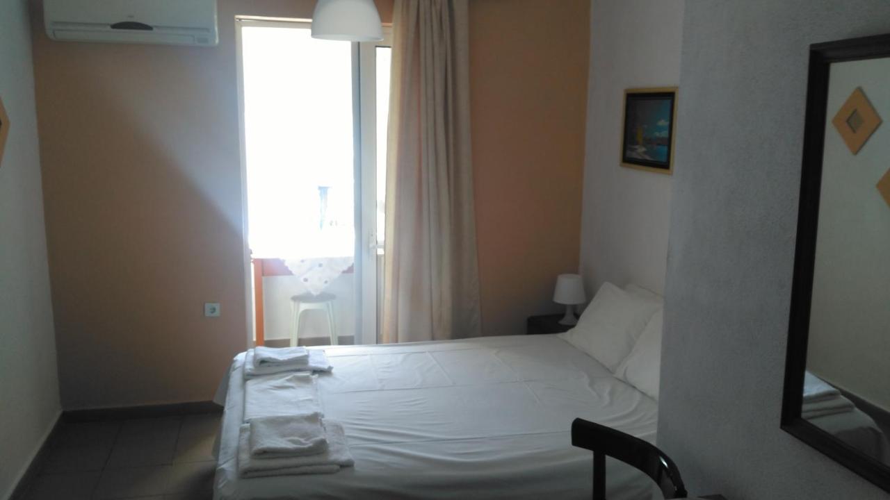 Studio with Mountain View