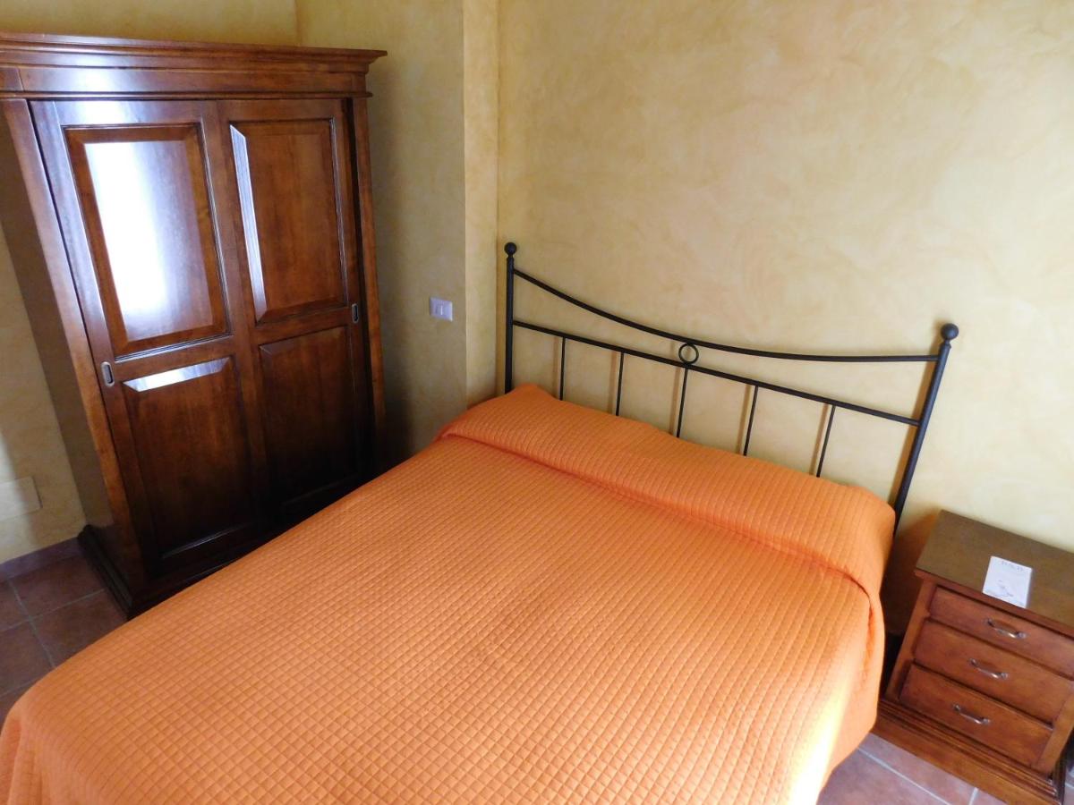 Camera Matrimoniale/Doppia con Letti Singoli con Terrazza