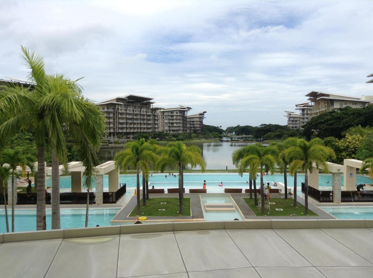 Pico Beach Front Condo - Bed and Breakfast