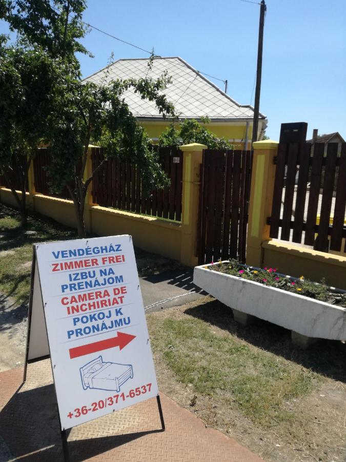 Edit Vendégház - B&B Tiszaújváros