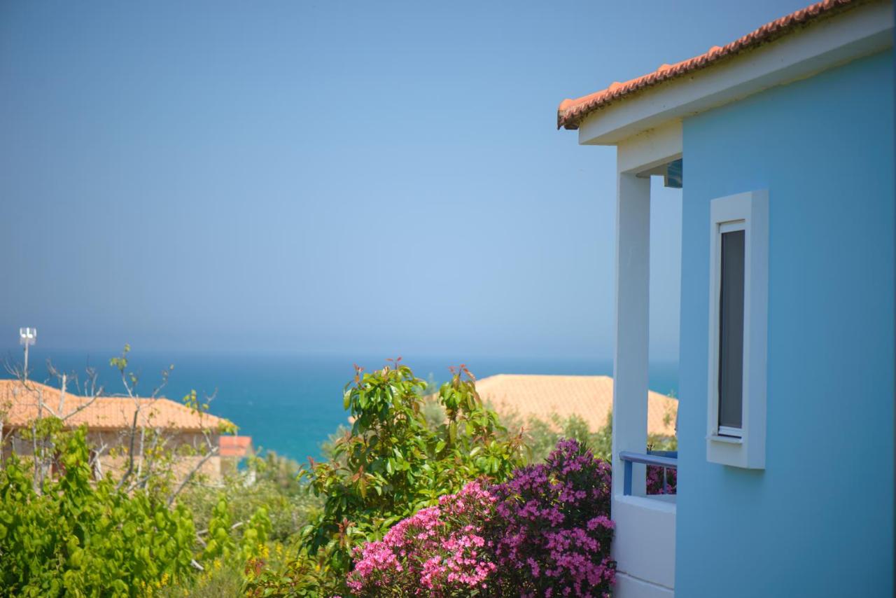 Dimitra Apartment Hotel - B&B Skafidiá