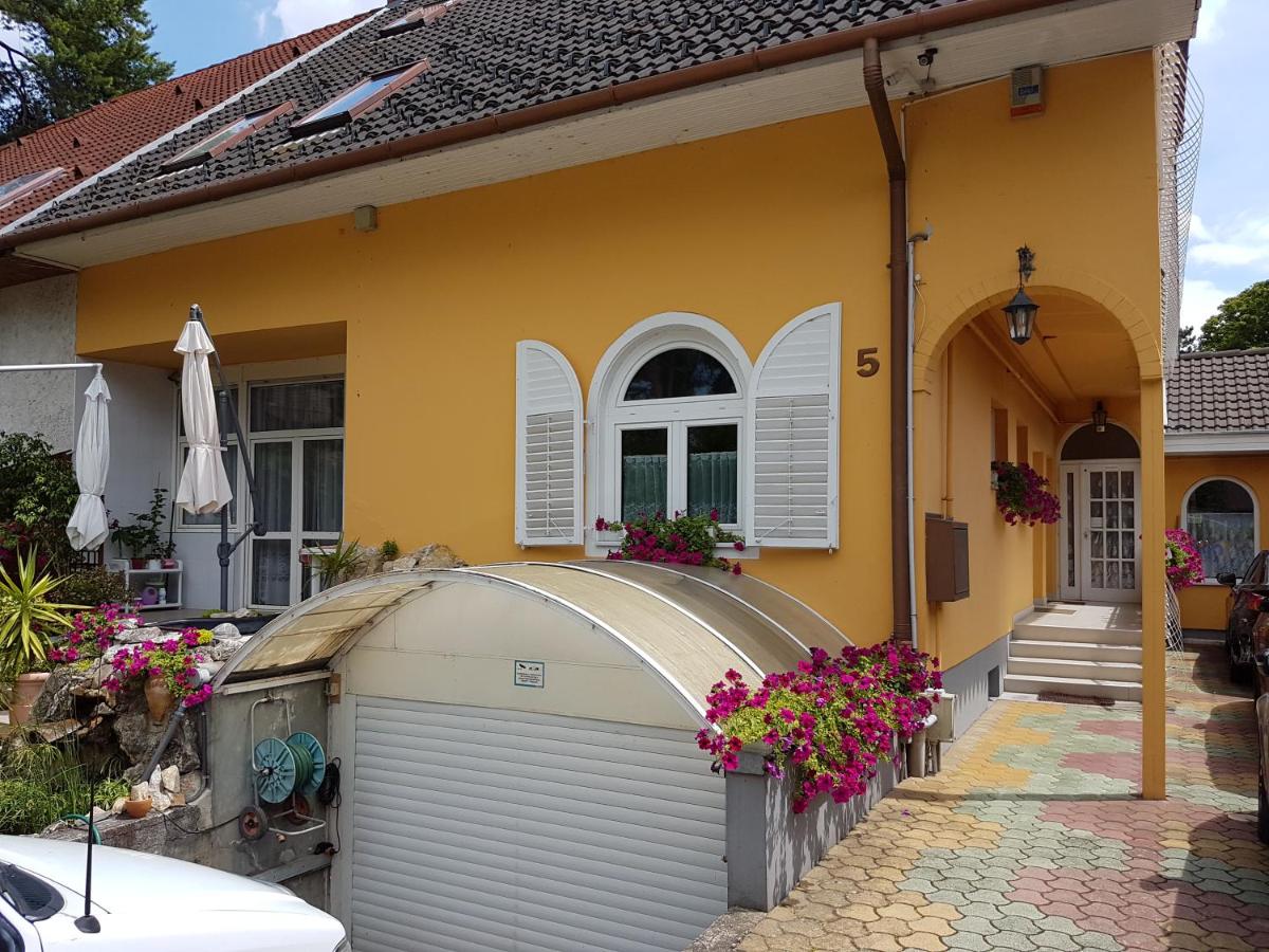 Ilona Vendégház - B&B Siófok