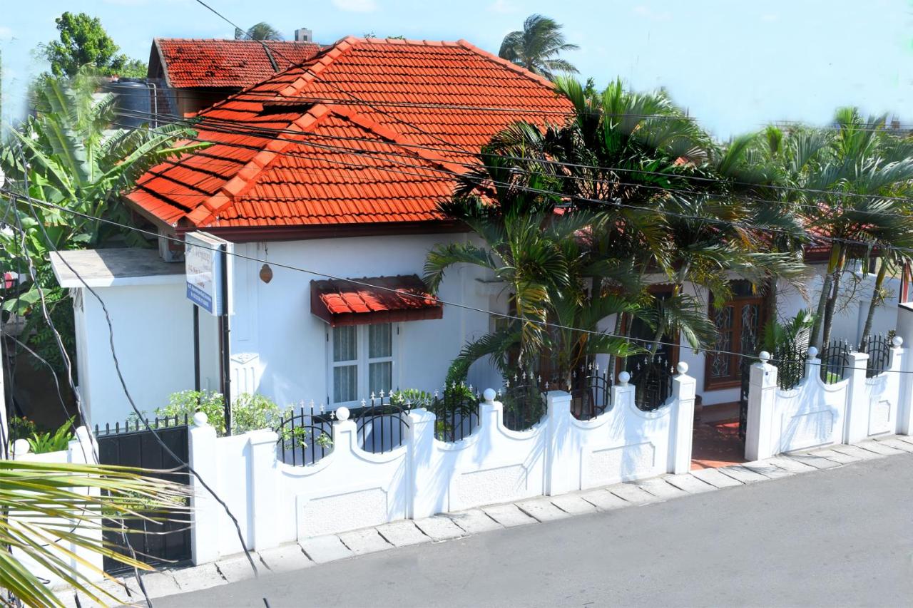 B&B Trincomalee - Bon Voyaage Tourist Inn - Bed and Breakfast Trincomalee