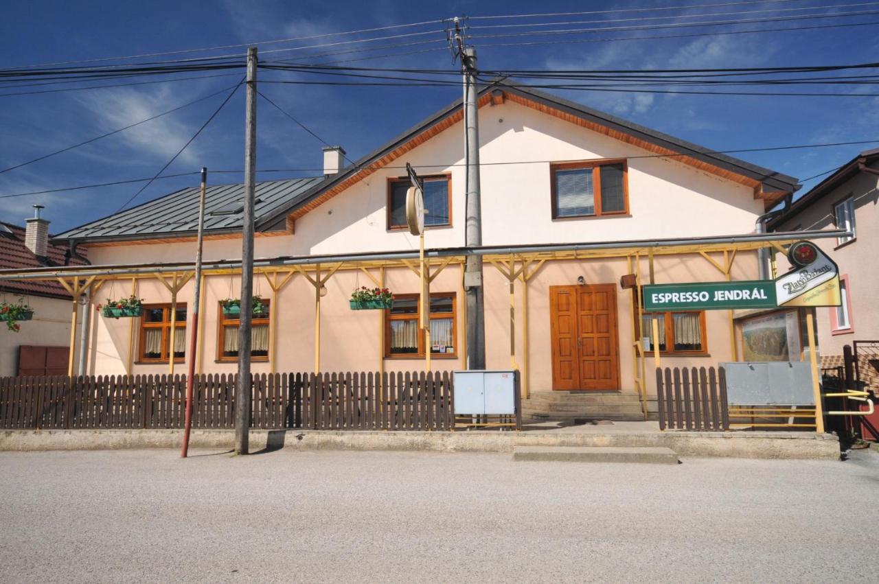 B&B Hrabušice - Penzion Jendrál - Bed and Breakfast Hrabušice