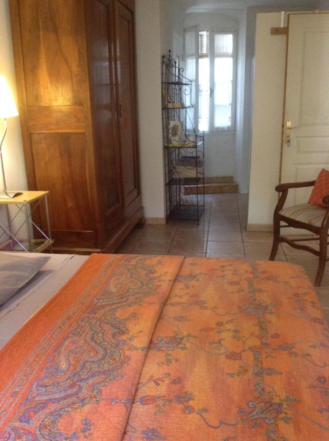 B&B Pézenas - Chambres d'Hôtes de Fleurus - Bed and Breakfast Pézenas