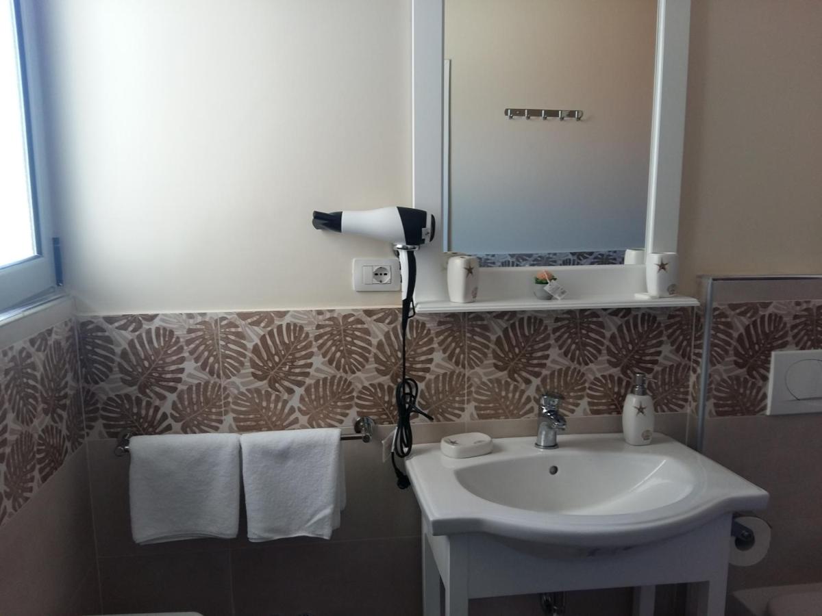 Standard Twin Room with Garden View