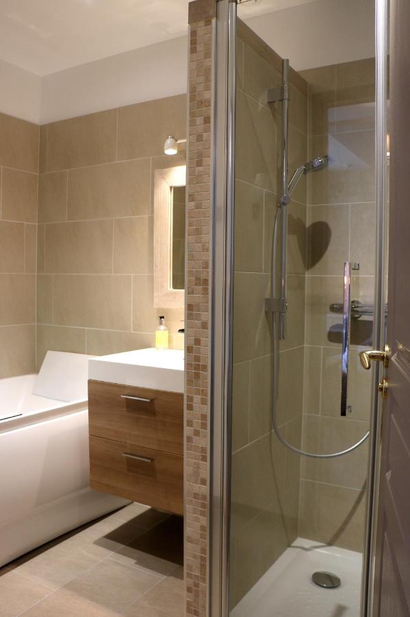 Camera Matrimoniale con Vasca Idromassaggio