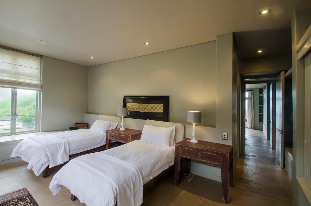 King Room with Mountain View