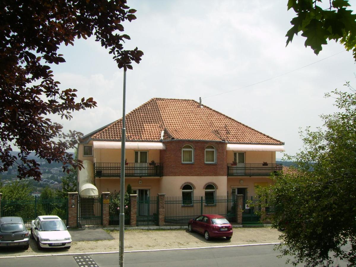 Villa Nevenka Rooms - Bed and Breakfast