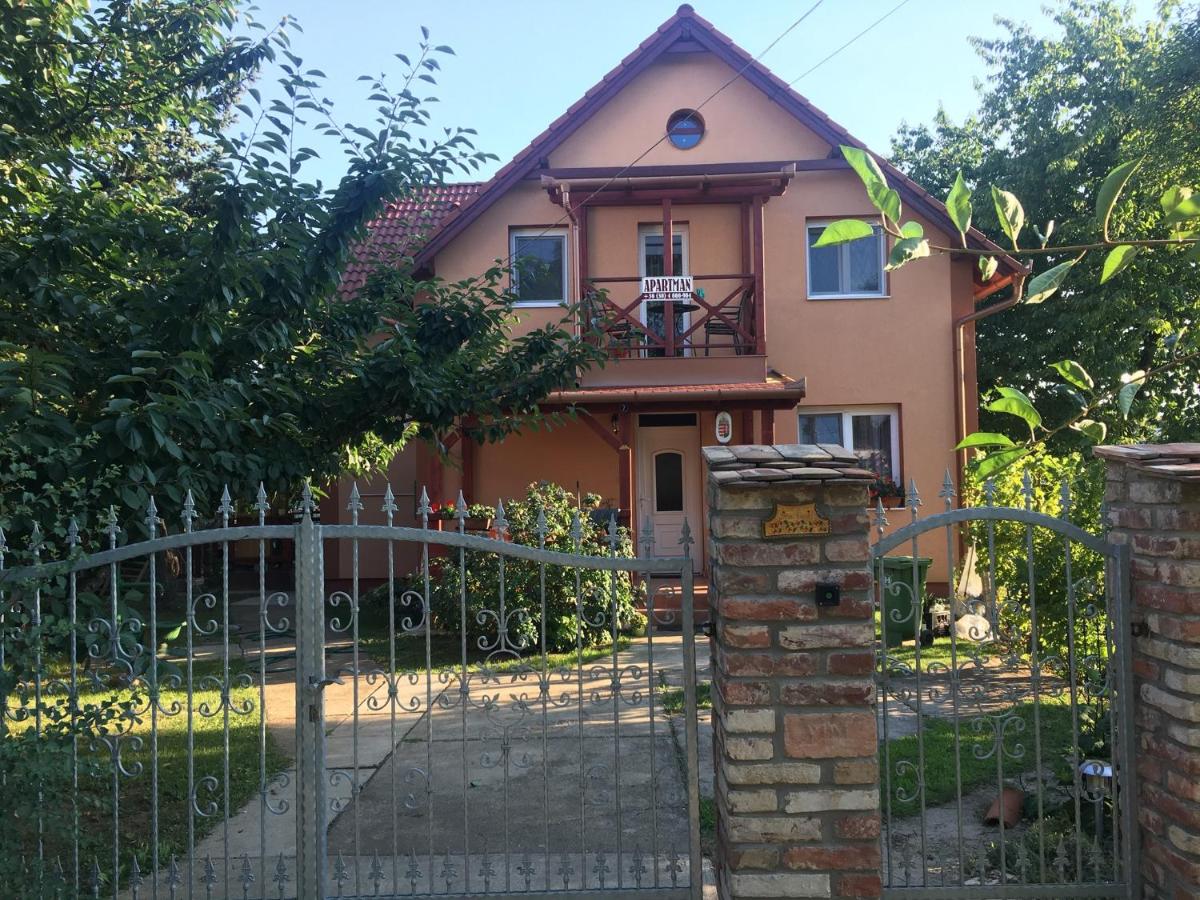 Transilvania Apartman - Chambres d’hôtes