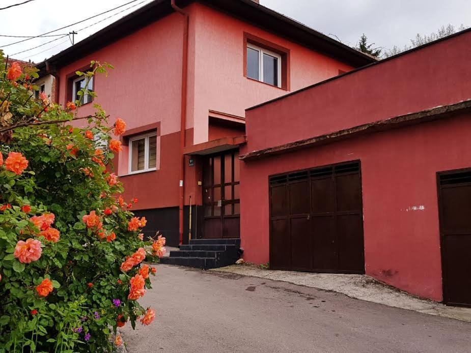 B&B Sarajevo - BTO Holiday Home - Bed and Breakfast Sarajevo