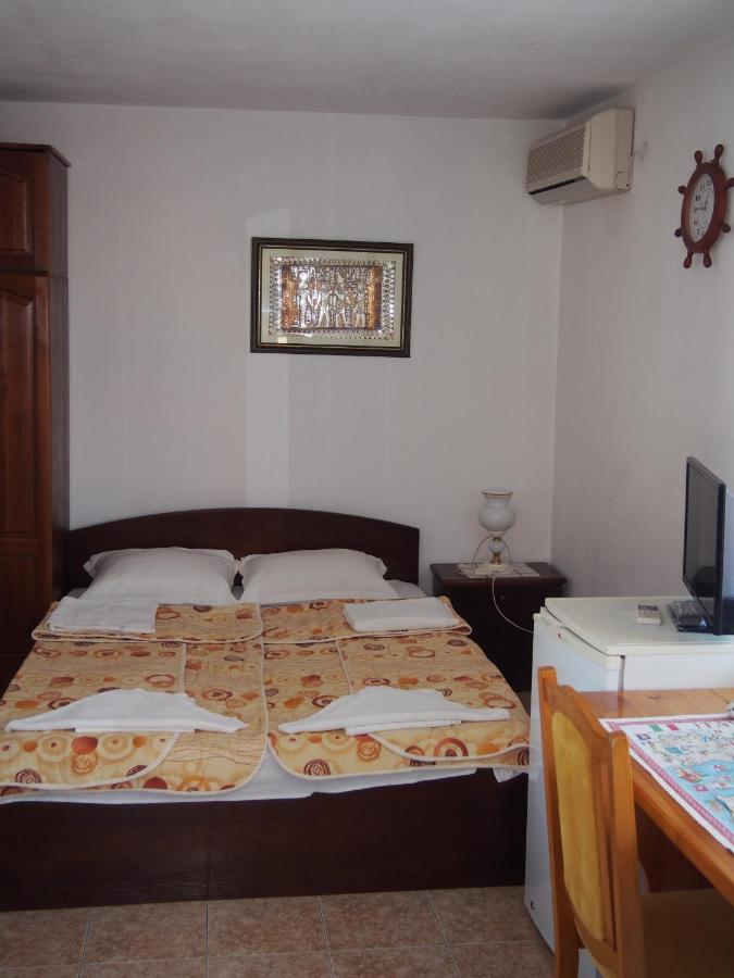 Doppelzimmer mit Balkon