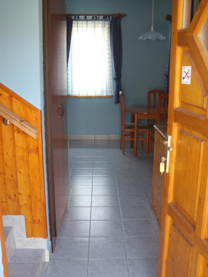 Sasi Apartmanház - B&B