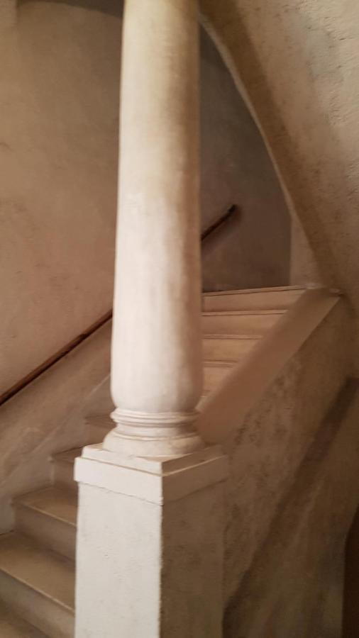 Sunny apartment in heart of Nice Old Town - B&B
