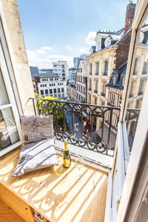 B&B Rouen - charming city center flat - Bed and Breakfast Rouen