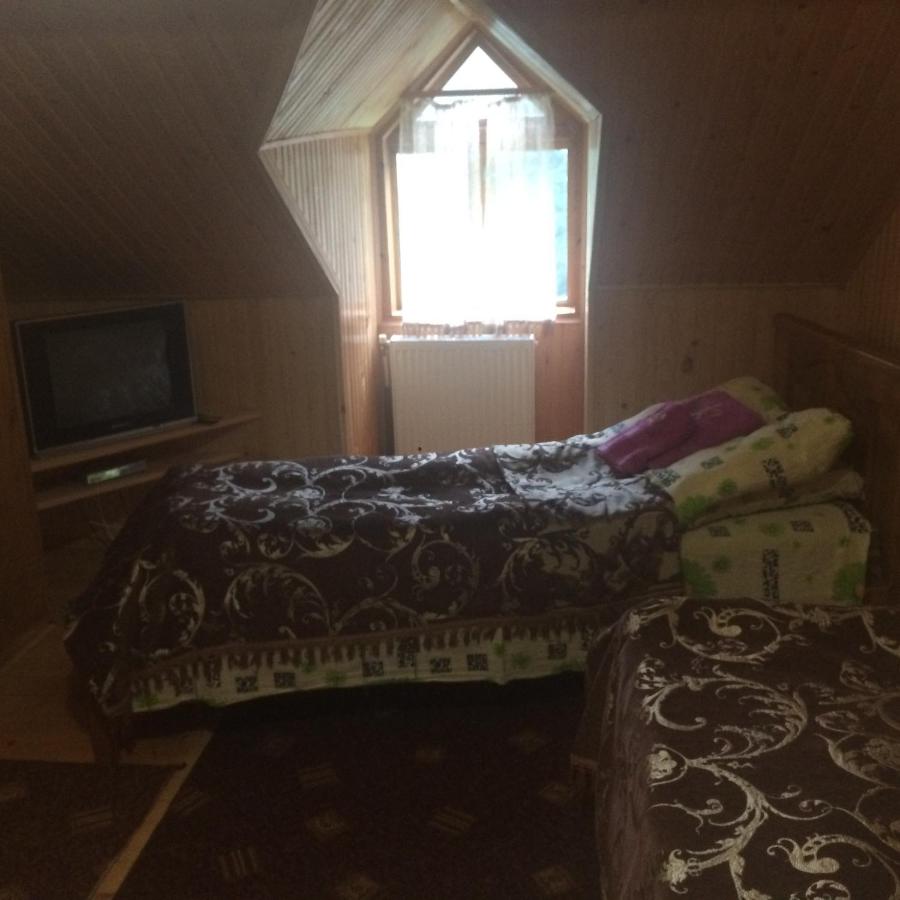 Dreibettzimmer mit Bad