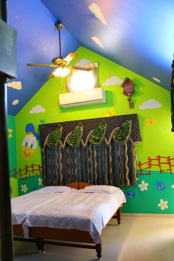 Triple Room with Private Bathroom