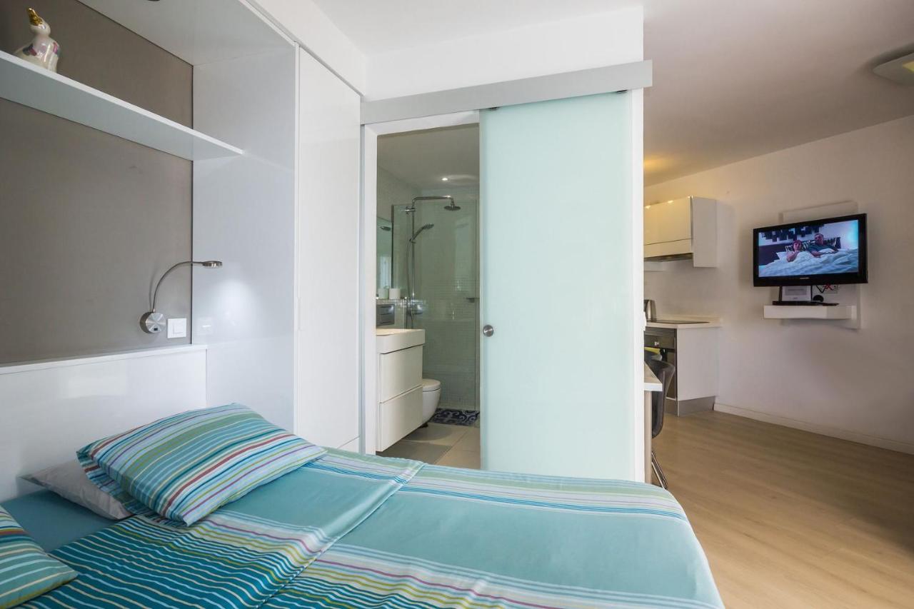 Studio Apartment with Sea View