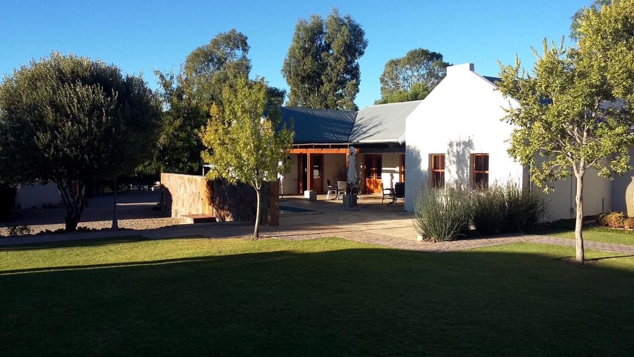 Honeylocust Guesthouse - B&B