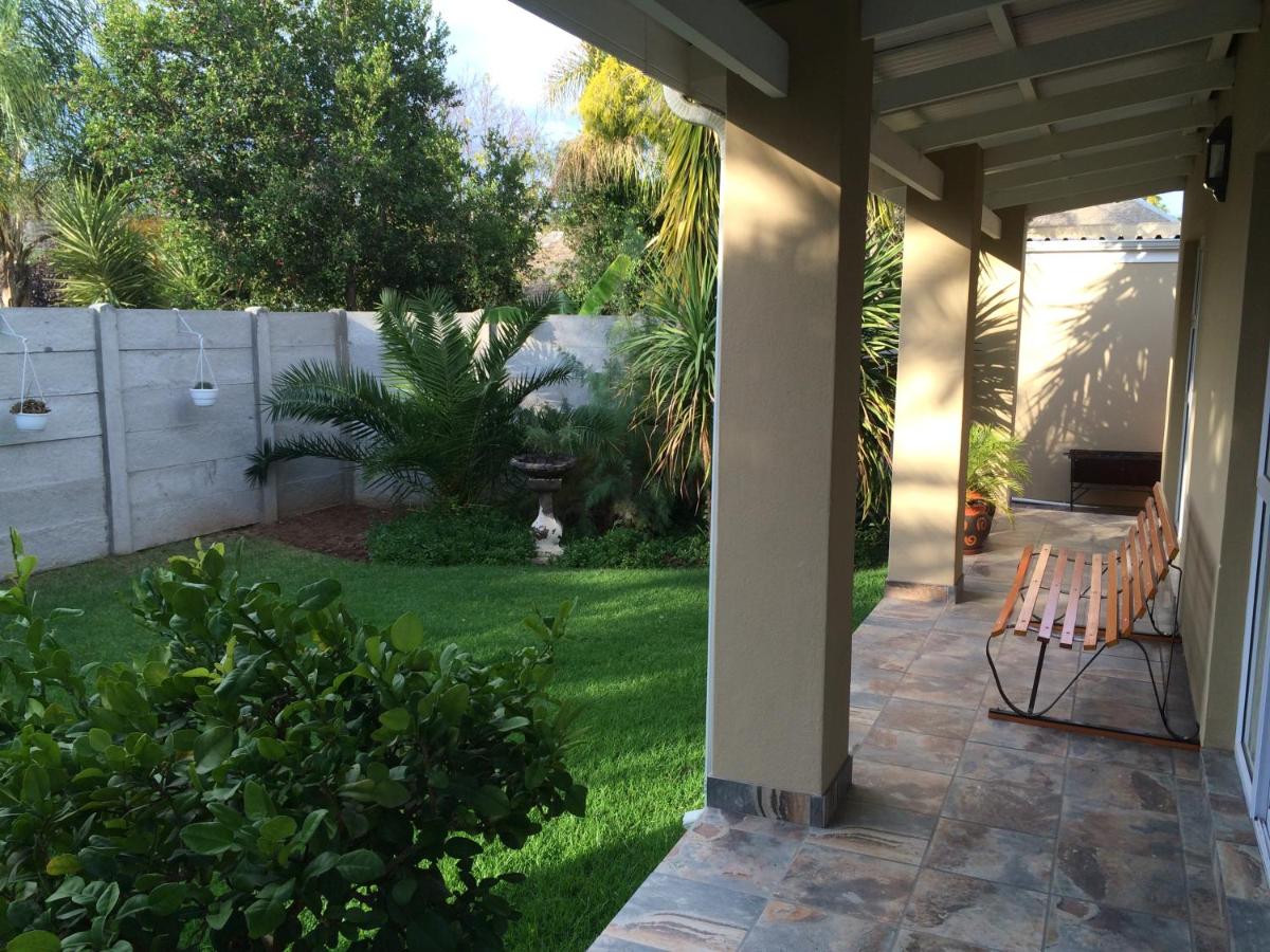 van Biljon Cottage No Loadshedding - B&B Oudtshoorn