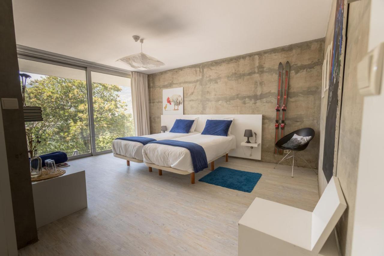 Medium Tweepersoonskamer met 2 Aparte Bedden