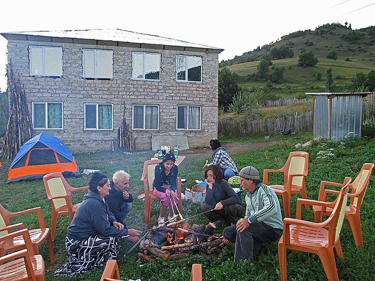 Hanmer Guest House 1 km up from Spar - Chambres d’hôtes Isk’ari
