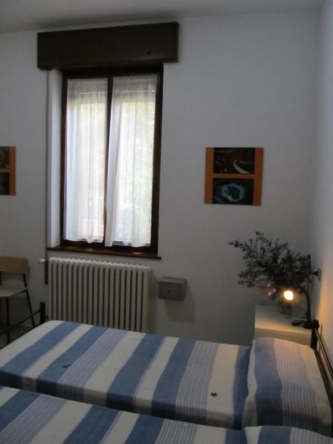 Twin Room with Private External Bathroom