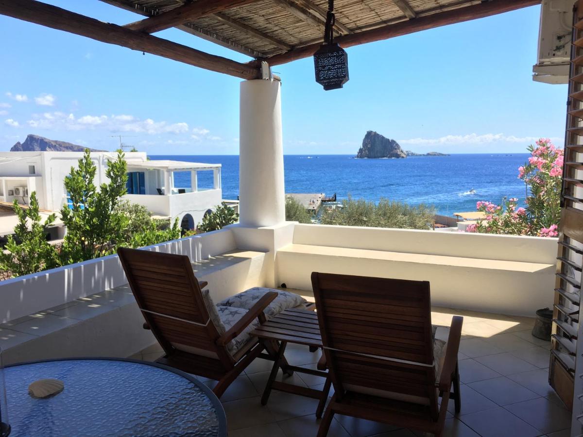 B&B Panarea - Hotel O Palmo - Bed and Breakfast Panarea