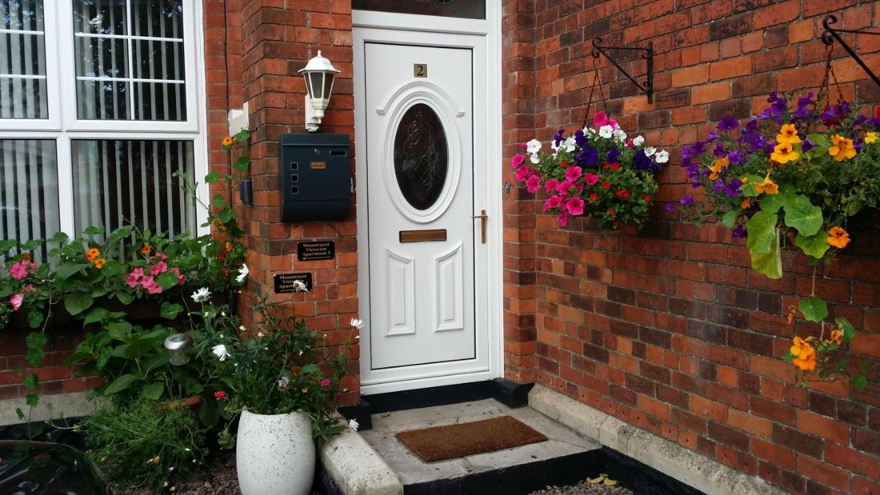 Mountroyal Victorian Self Catering Apartment 2 - B&B