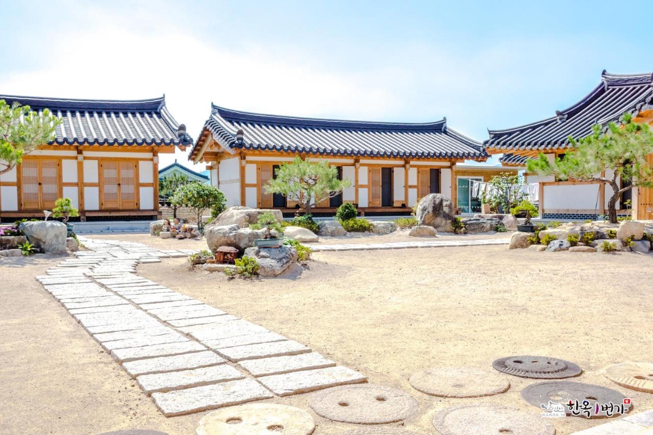Hanok 1st Street - Bed and Breakfast Gyeongju
