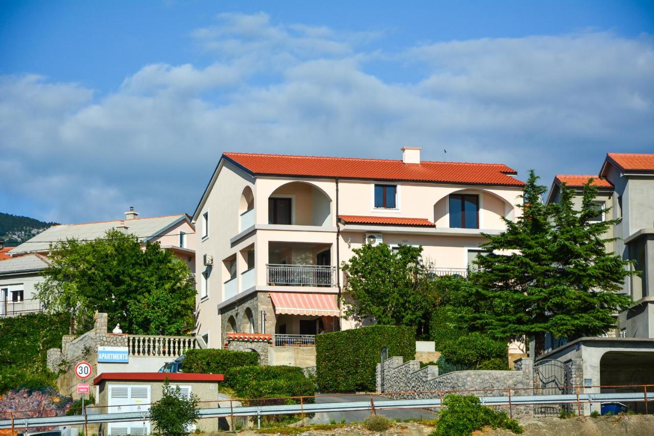 Apartments Dada - Bed and Breakfast Senj