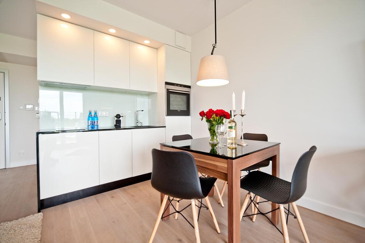 Studio Apartment with Terrace - 24/A5 Abrahama Street