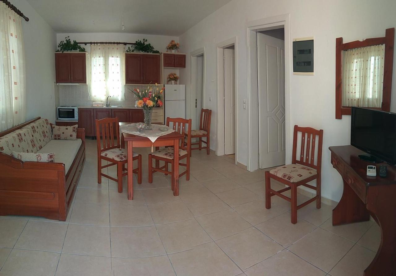 Two-Bedroom Apartment (4 Adults)