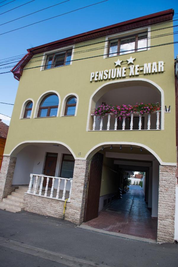 B&B Arad - Pensiune Xe-Mar - Bed and Breakfast Arad